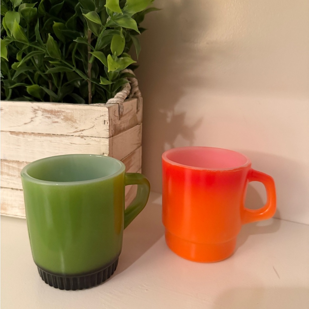 Anchor Hocking 2 Vtg Fire King Mugs Cups Orange/ Avocado Stacking D Handle USA